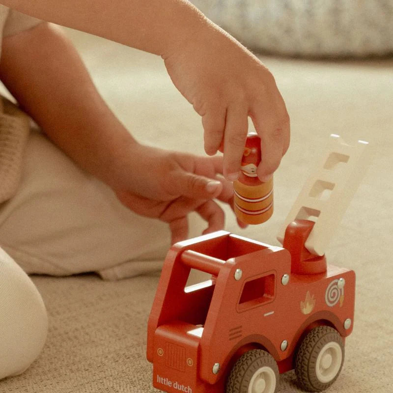 Camion dei pompieri con personaggio FSC