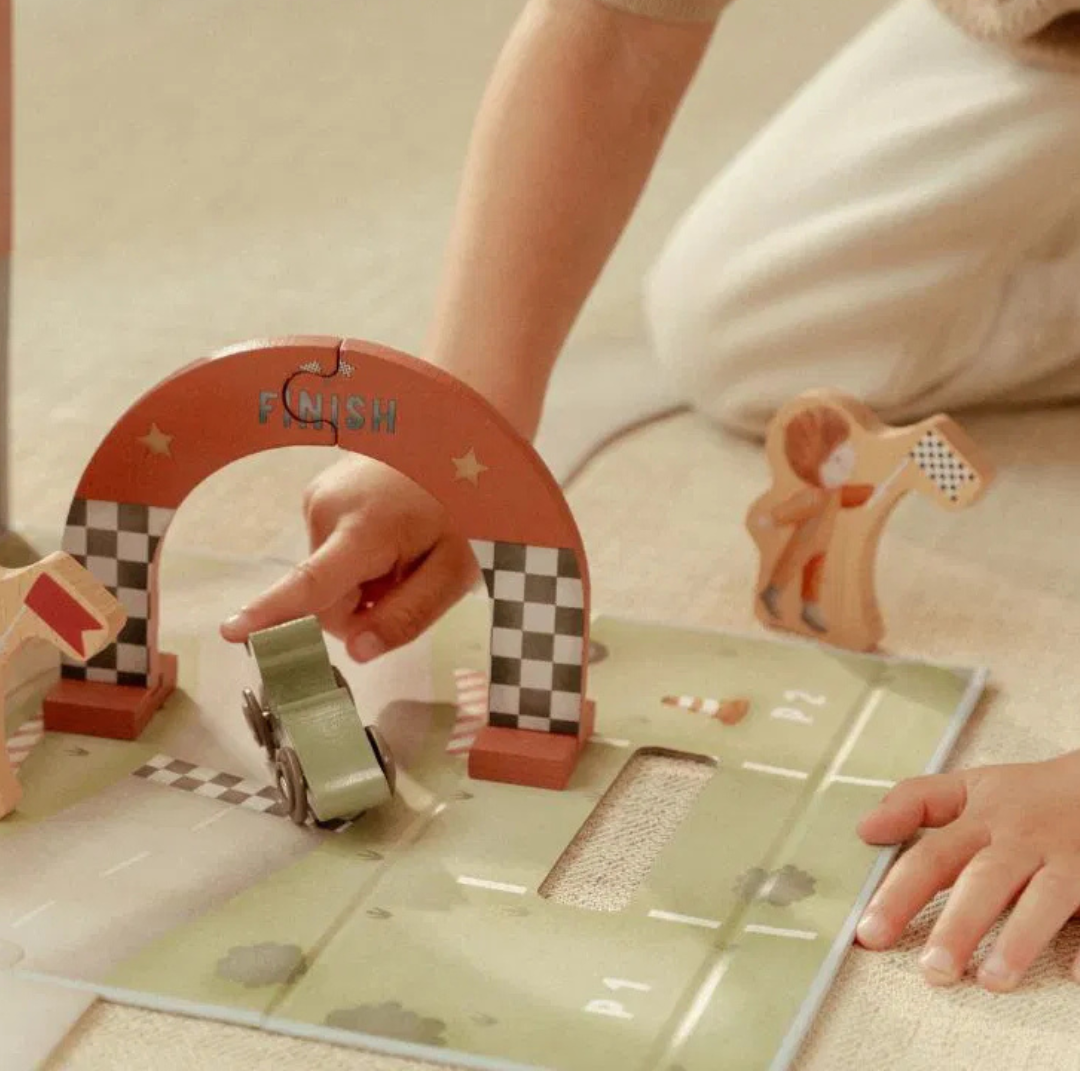 Pista Macchinine Portatile in Legno